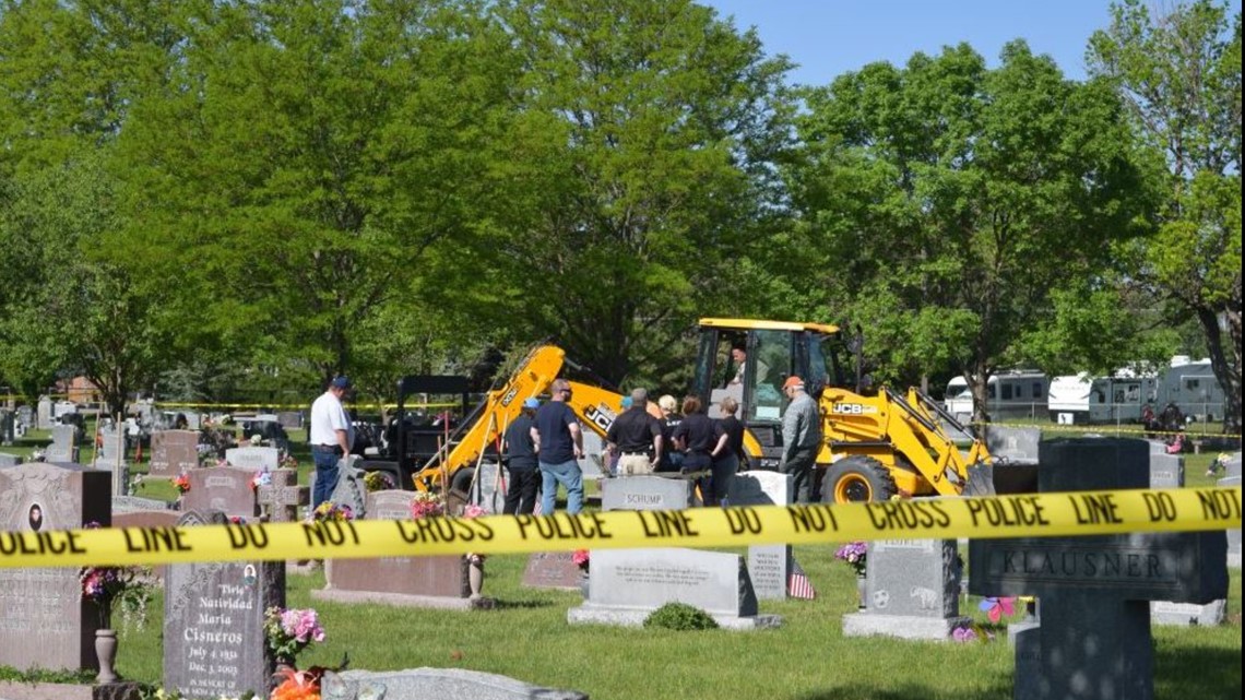 Longmont Police Exhume Body In Linn Grove Cemetery In Greeley Colorado