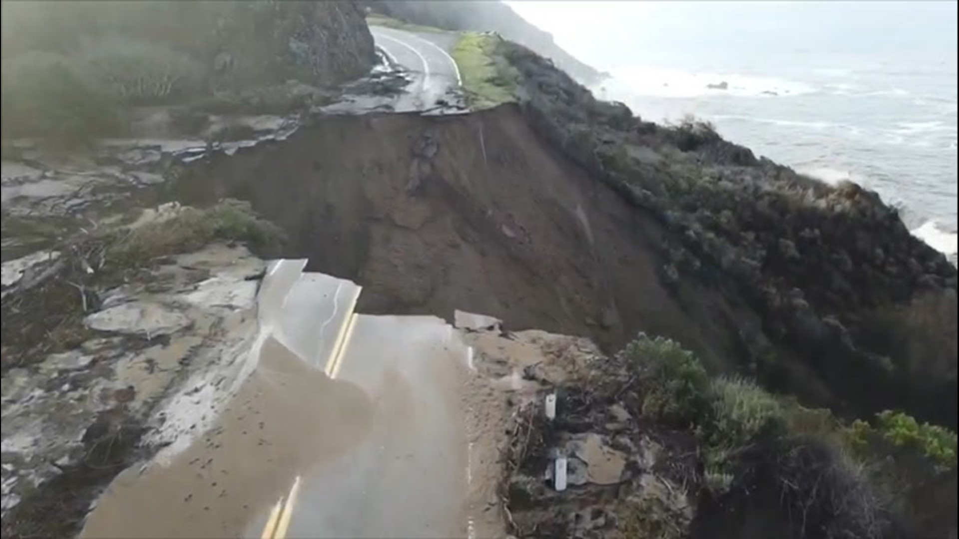 Massive piece of California’s iconic Highway 1 collapsed into 