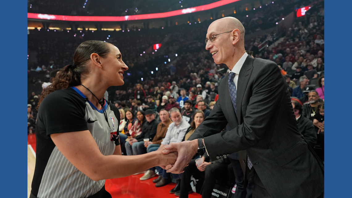 NBA owners will work on expansion again week with Vegas and Seattle the targets, AP sources say