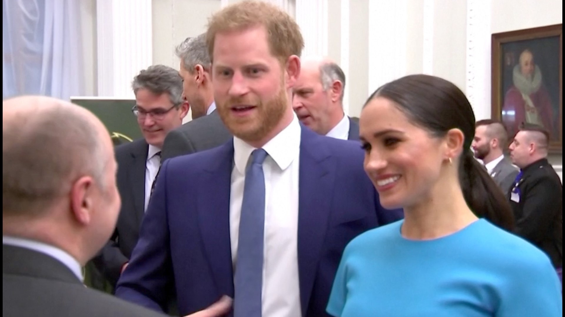 Prince Harry and Meghan decided to honor Martin Luther King Jr.'s birthday with a donation to The Mission Continues. Buzz60's Keri Lumm has more.