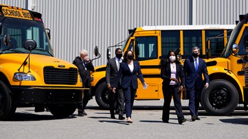 Democratic lawmakers push $25B to electrify school buses