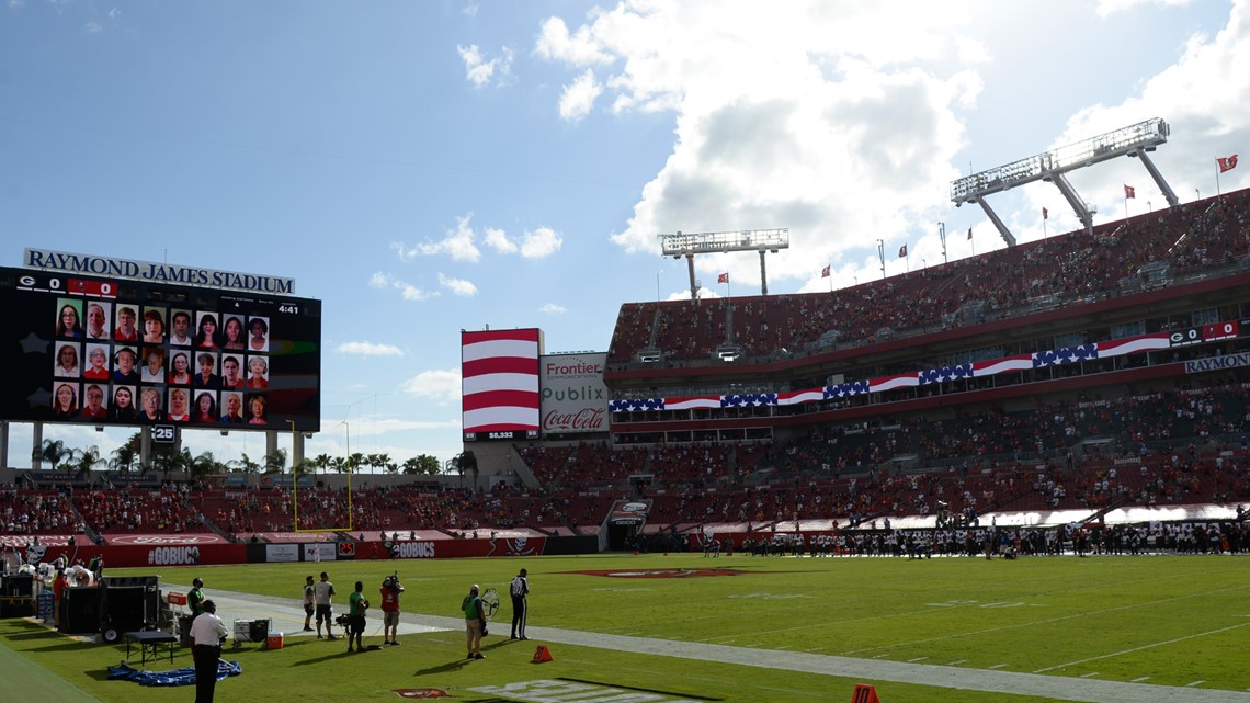 FAA, Army Investigating Low Flyover During NFL Game - FLYING Magazine