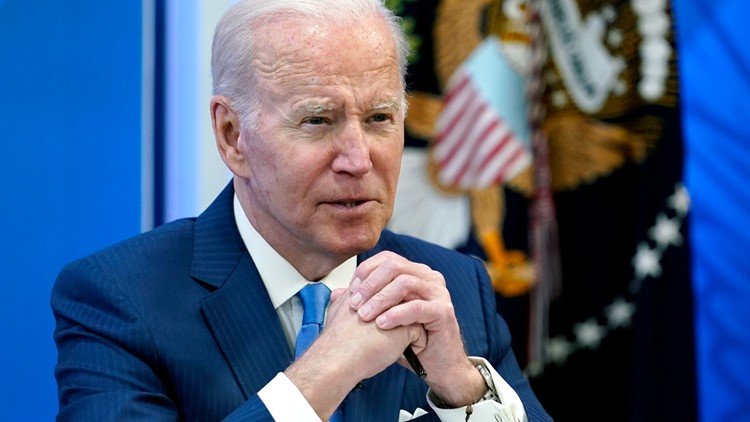Biden urges world to renew COVID fight as US nears 1 million deaths