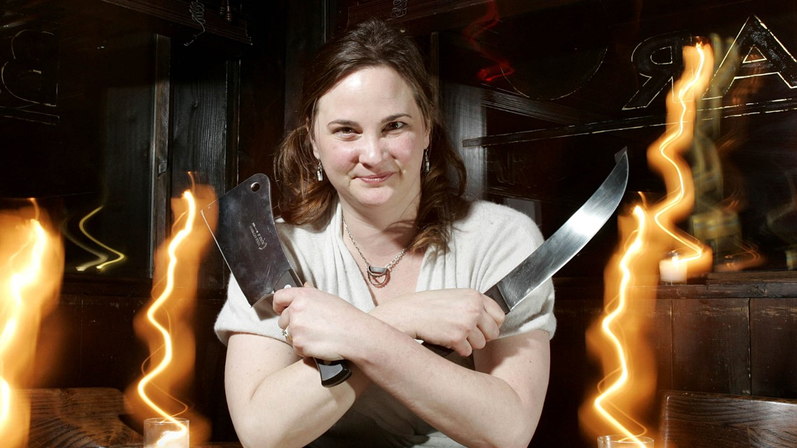 Julie Powell, food writer behind 'Julie & Julia,' dies at 49 - Vimarsana News