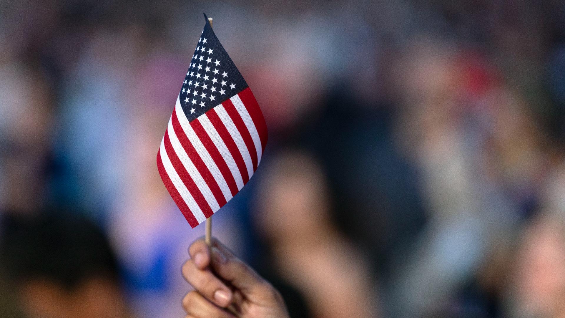 ¿Que tiendas estarán abiertas y cerradas el 4 de julio?