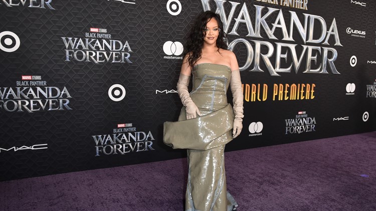 Rihanna talks motherhood, Super Bowl: 'It was now or never'