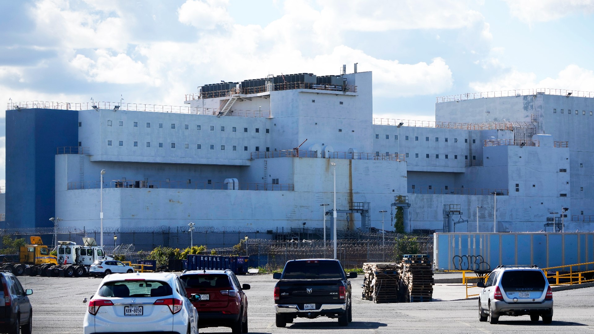 last-us-prison-ship-to-close-after-more-than-30-years-9news