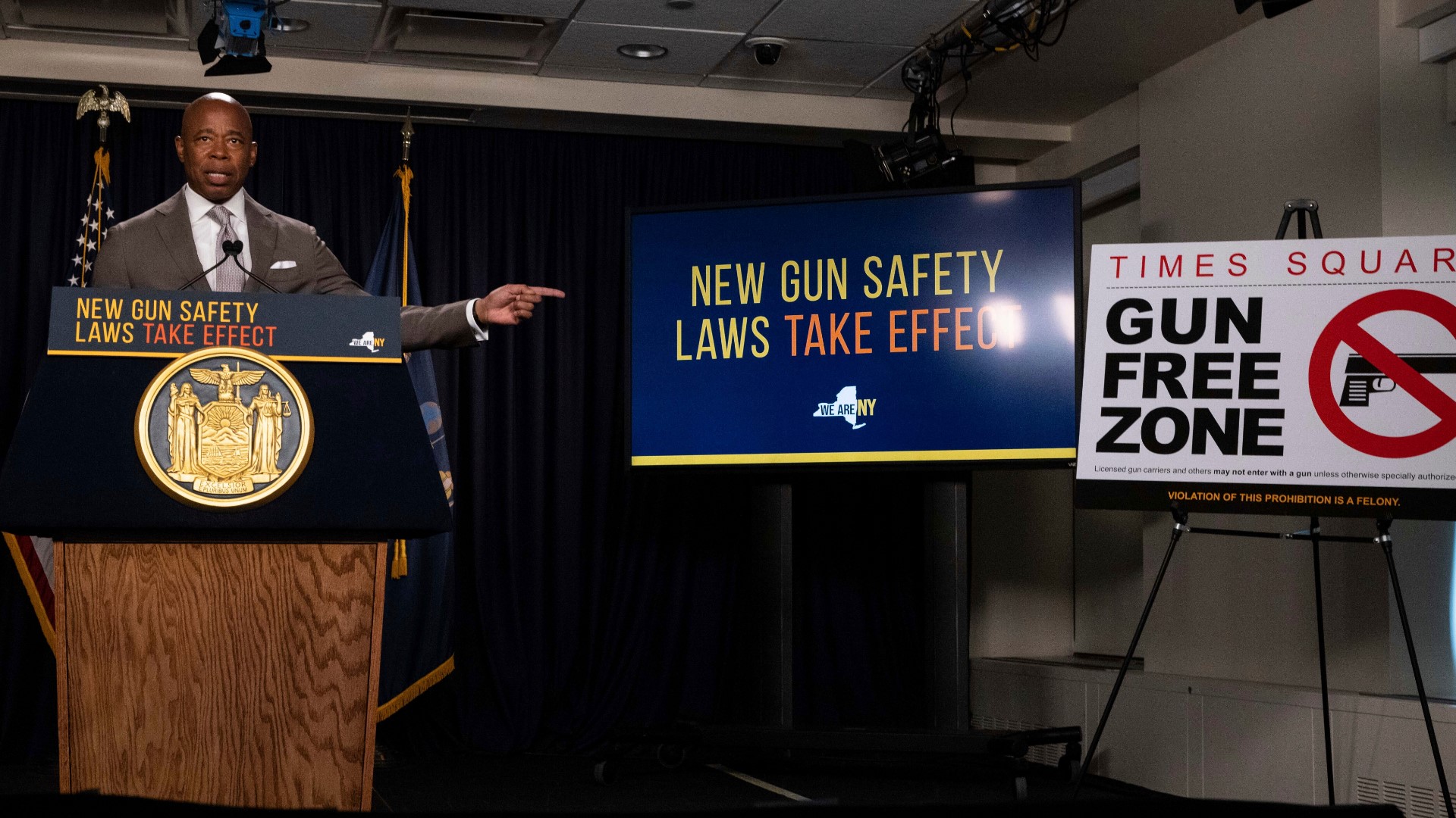 New York's new gun carrying law goes into effect Thursday | 9news.com