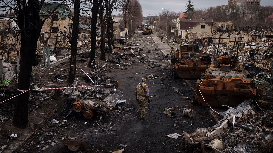 Perang Ukraina: Orang-orang di Donbas didesak untuk melarikan diri sebelum diserang
