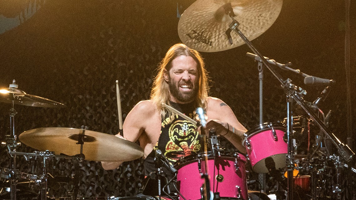 Drummer Foo Fighters Taylor Hawkins meninggal di usia 50