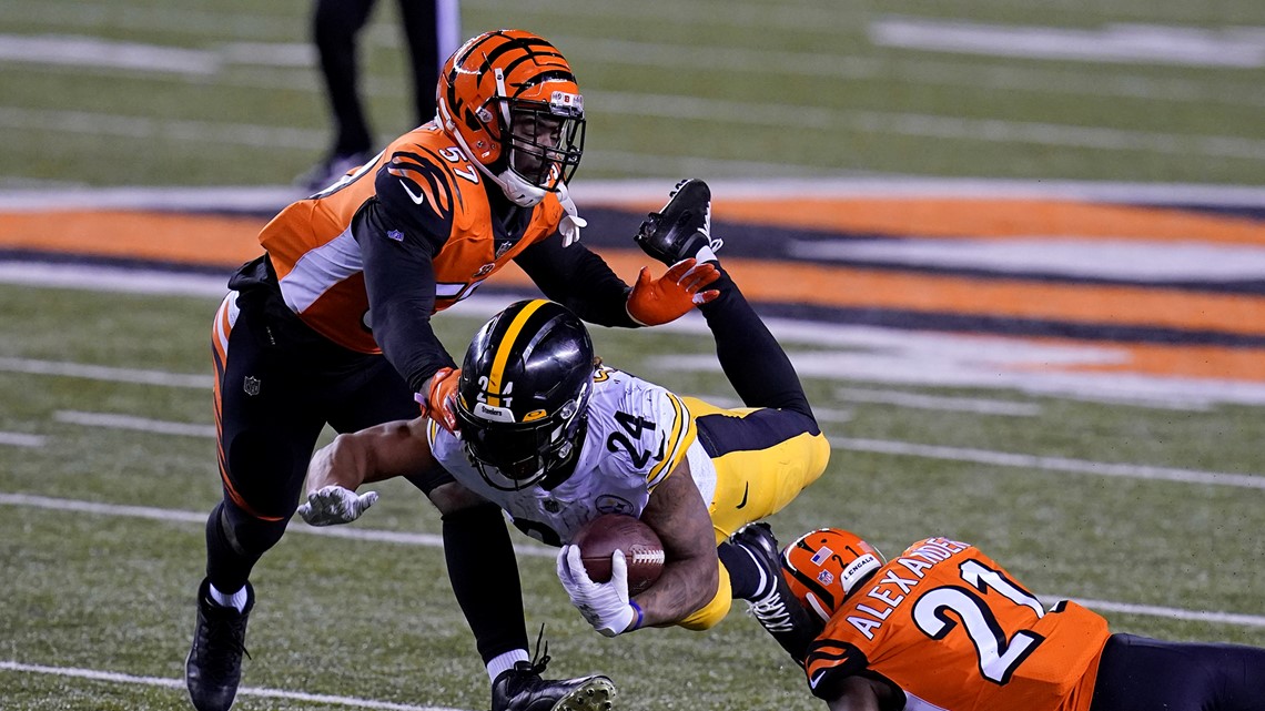 Cincinnati Bengals upset Pittsburgh Steelers 27-17 in prime-time game