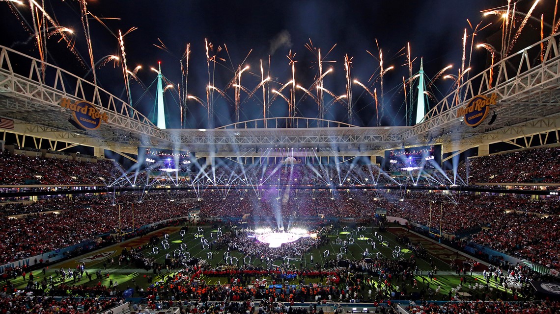 Snoop Dogg, Dr. Dre, Mary J. Blige, Eminem perform at star-studded Super  Bowl LVI halftime show - The Boston Globe