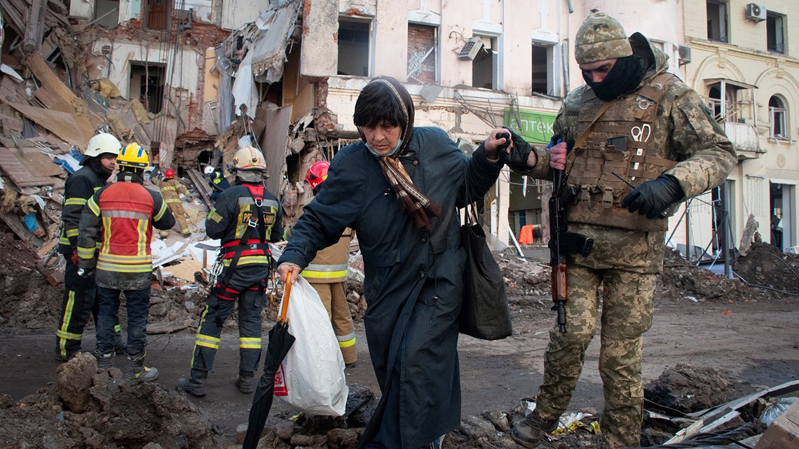 Rusia terus membom kota-kota Ukraina