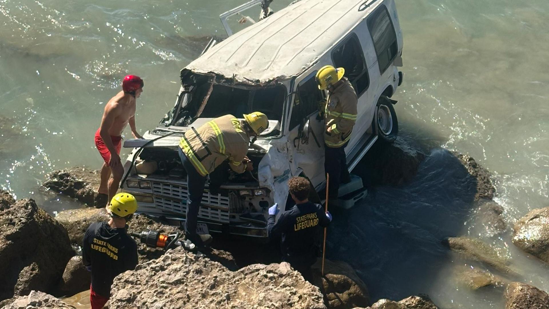 WATCH: Firefighters rescue dog trapped in car after crash in California ...