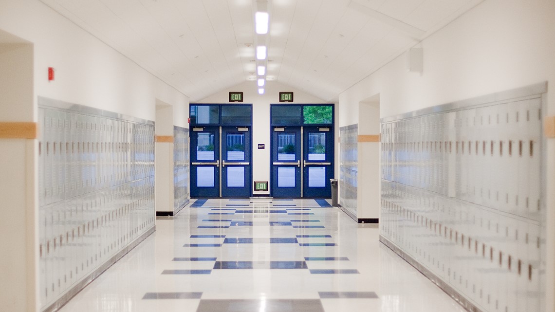 Massachusetts school hopeful it can shut off lights - Vimarsana News