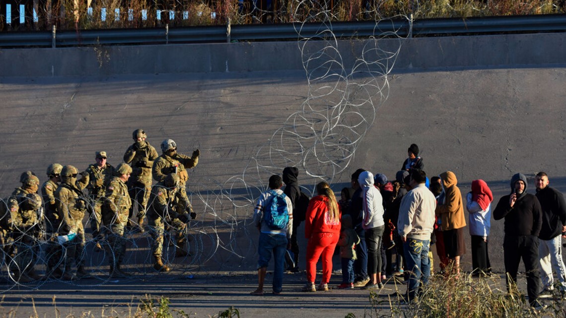US asks court to end Title 42 asylum limits after Christmas - Vimarsana News