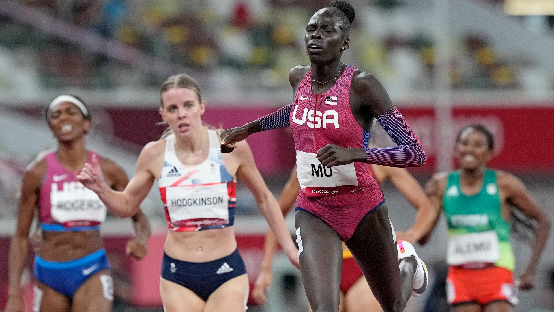 Athing Mu wins gold for US in impressive women's 800m performance