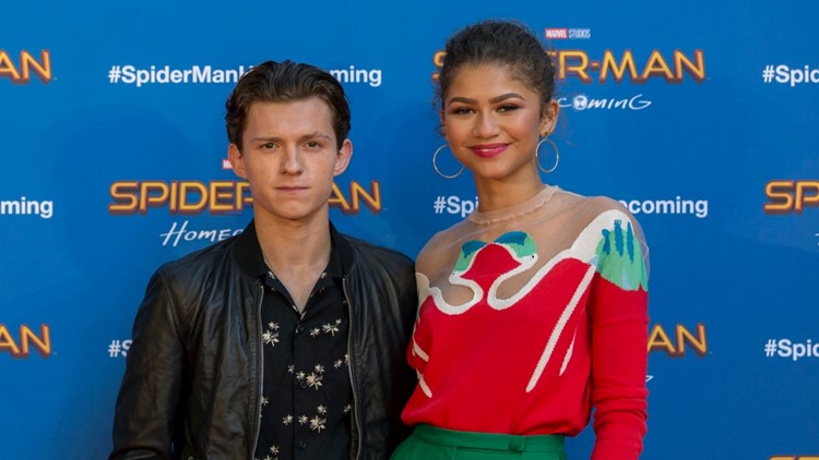 In video holland leaked zendaya a kissing tom with car