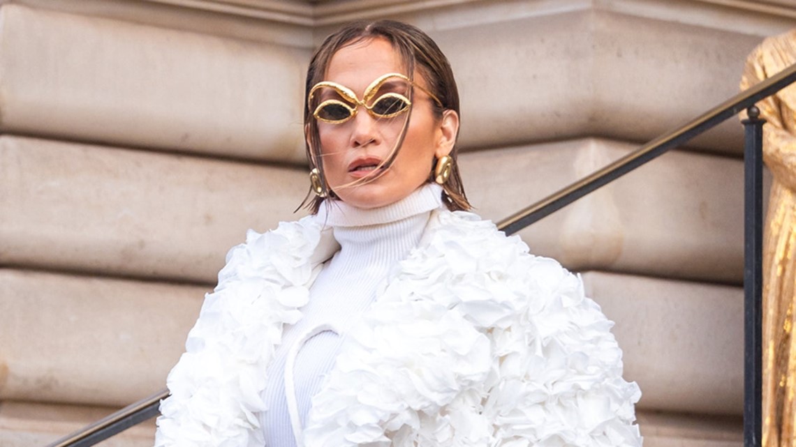 Jennifer Lopez Is Nearly Unrecognizable With Her Fashion-Forward Glasses at Paris  Fashion Week | 9news.com