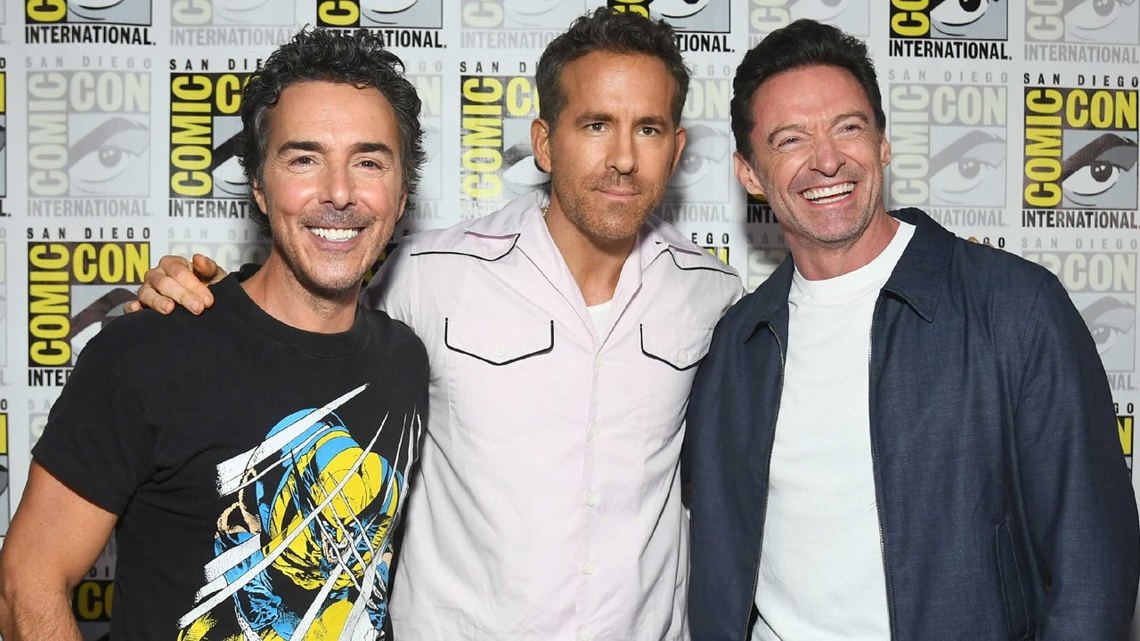 Hugh Jackman and Ryan Reynolds Surprise ComicCon Fans With 'Deadpool