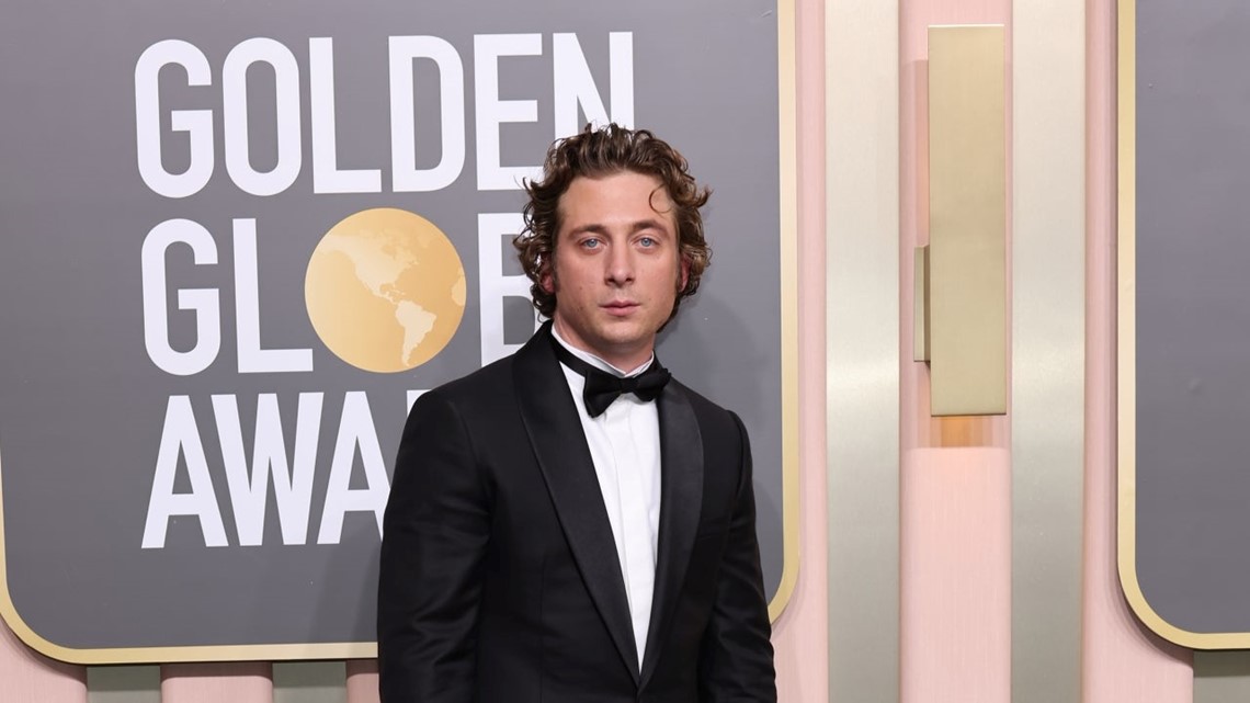 Jeremy Allen White Wins First Golden Globe for Best Actor in a Comedy  Television Series: 'I Love Acting