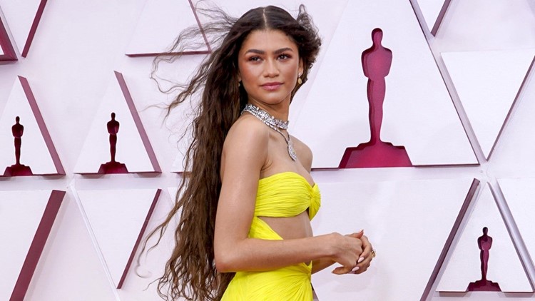 best golden globes dresses 2023 Zendaya Sweetheart Beaded Strapless Fitted Gown – AHZURI main image 1