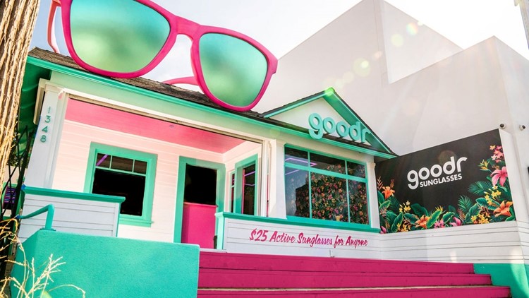 The Goodr Cabana -- an Experiential Retail Store -- Is  display picture 3