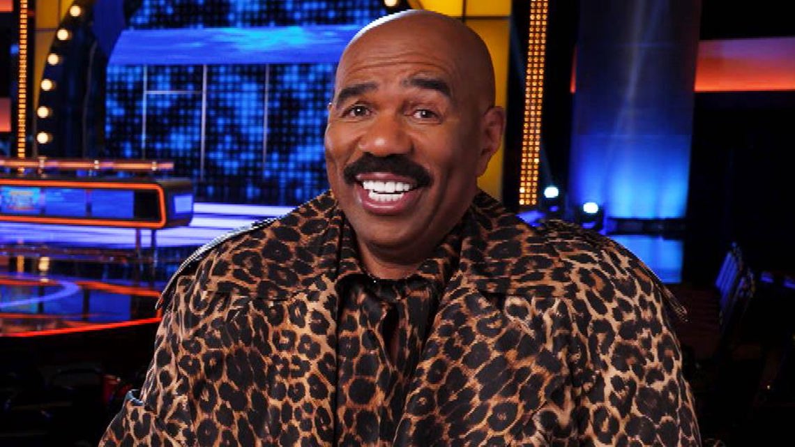 Steve Harvey Shares What the Kardashians Were Like on 'Celebrity Family ...