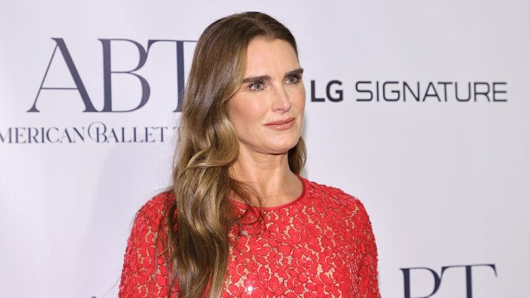 Brooke Shields Details Rape After Graduating From Princeton: 'I Just Absolutely Froze'