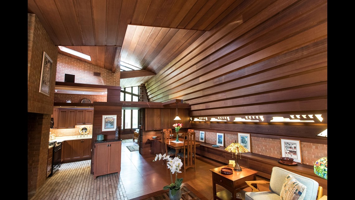 This Frank Lloyd Wright House Is A Small Masterpiece This Frank Lloyd Wright House Is A Small Masterpiece