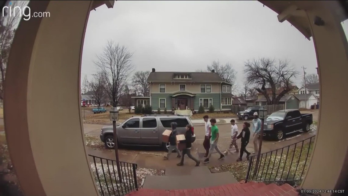Fort Smith teens stop porch pirates red-handed - Vimarsana News