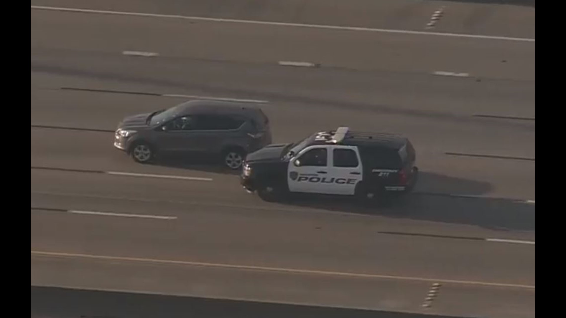 Assault suspect leads police on bizarre slow-speed chase | 9news.com