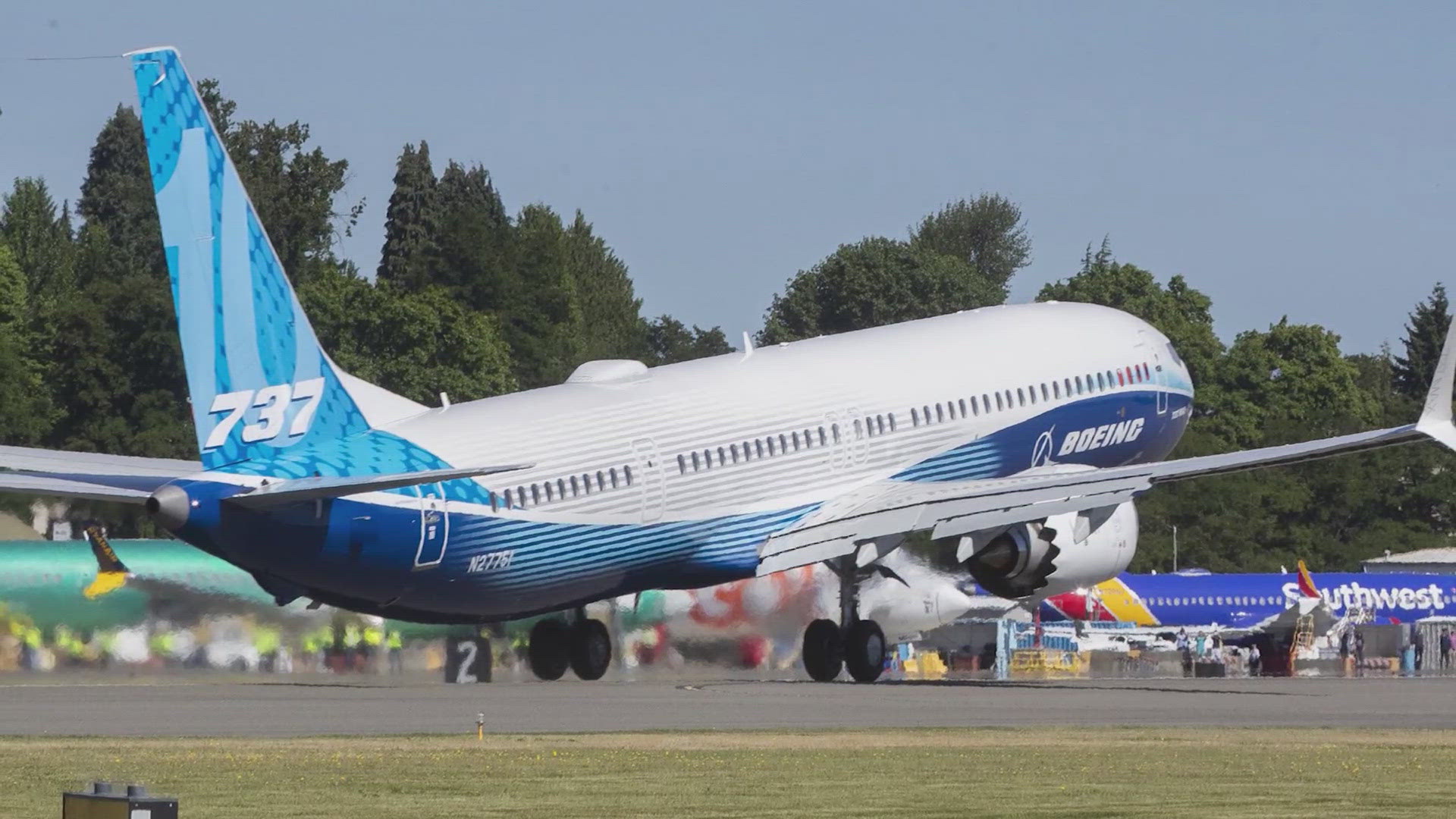 FAA certifies Boeing 737 MAX-7 to fly after years of delays | 9news.com