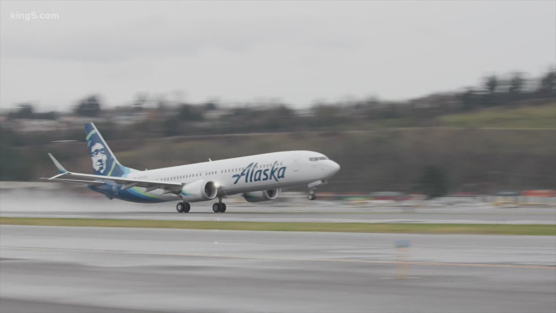 Alaska Airlines made an agreement with the Boeing Company in Seattle to receive a total of 68 of the new 737-9 MAX aircraft in the next four years.