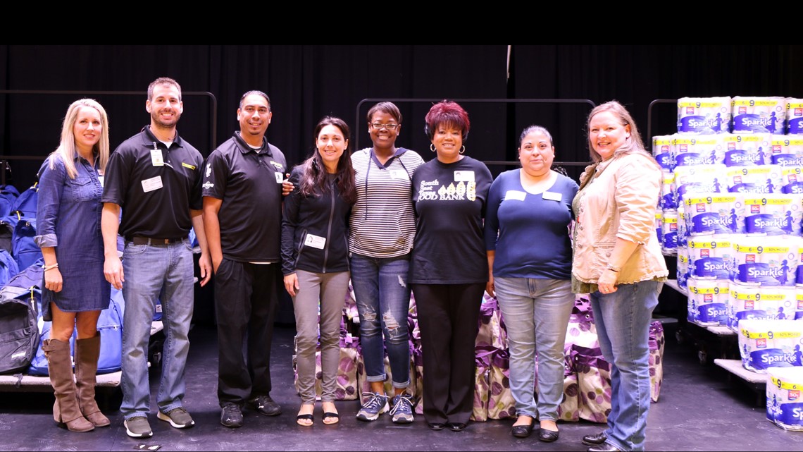 Little CypressMauriceville ISD students get backpacks, school supplies