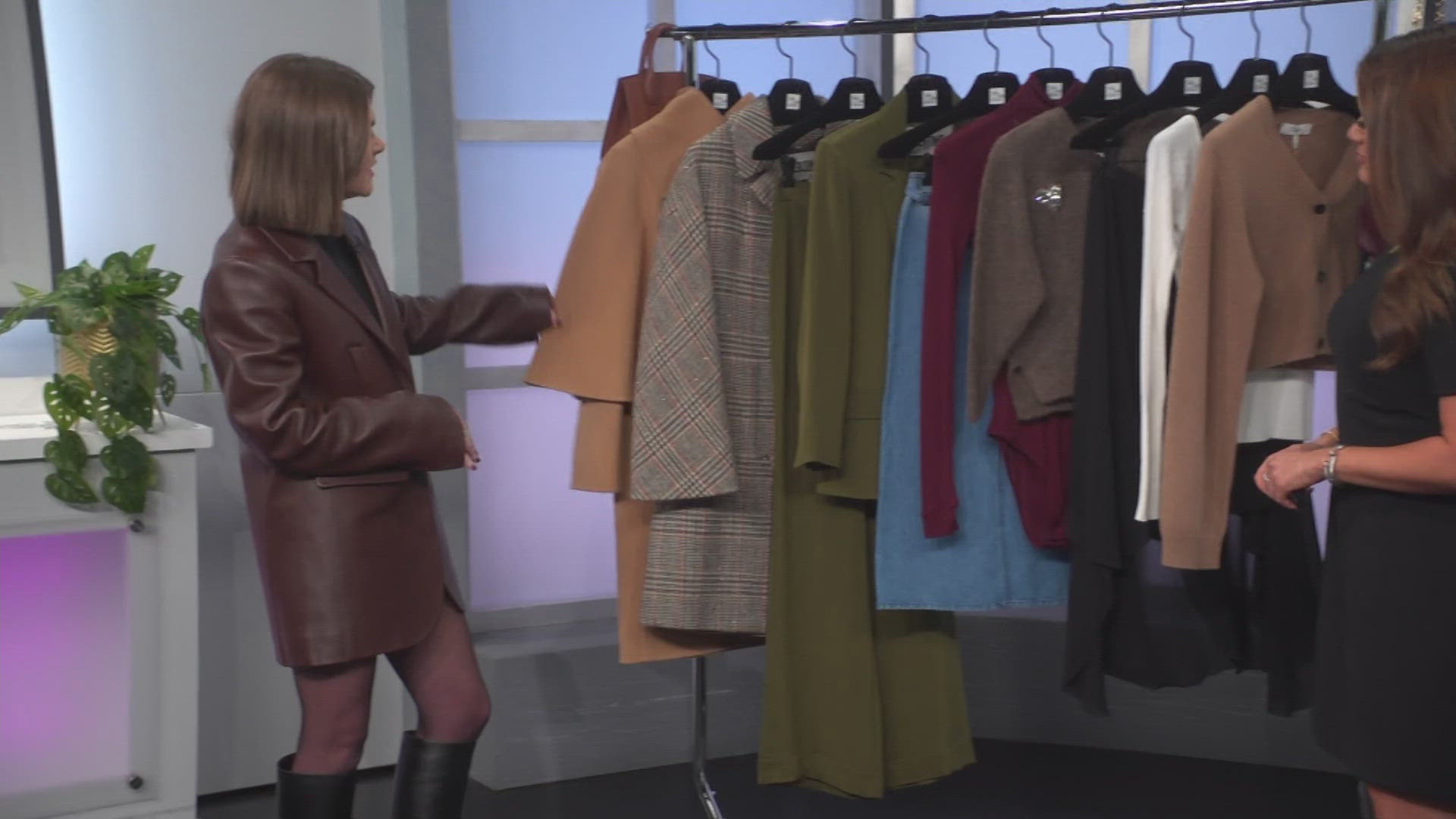 Saks Fifth Avenue stylist Hope Carroll shares tips and tricks to up your fall fashion game.