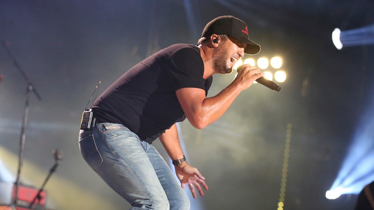 Luke Bryan to play Denver arena on 'Country on Tour'
