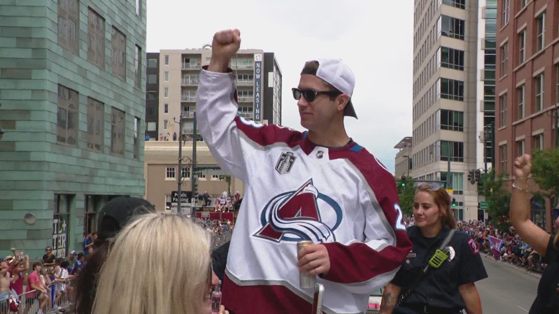 Stanley Cup parade brings city together to celebrate win