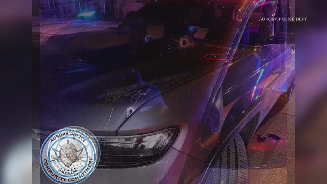 Aurora Police engage in gunbattle with suspects in stolen vehicle