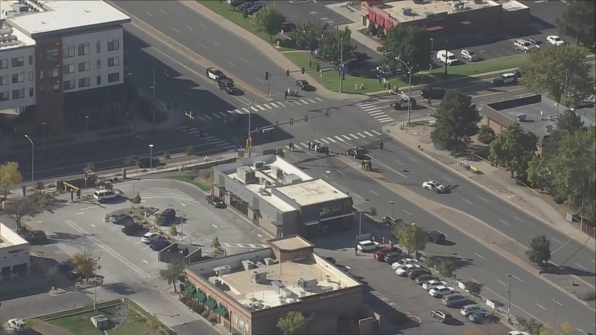 1 killed in crash after other driver fled from traffic stop, Aurora ...