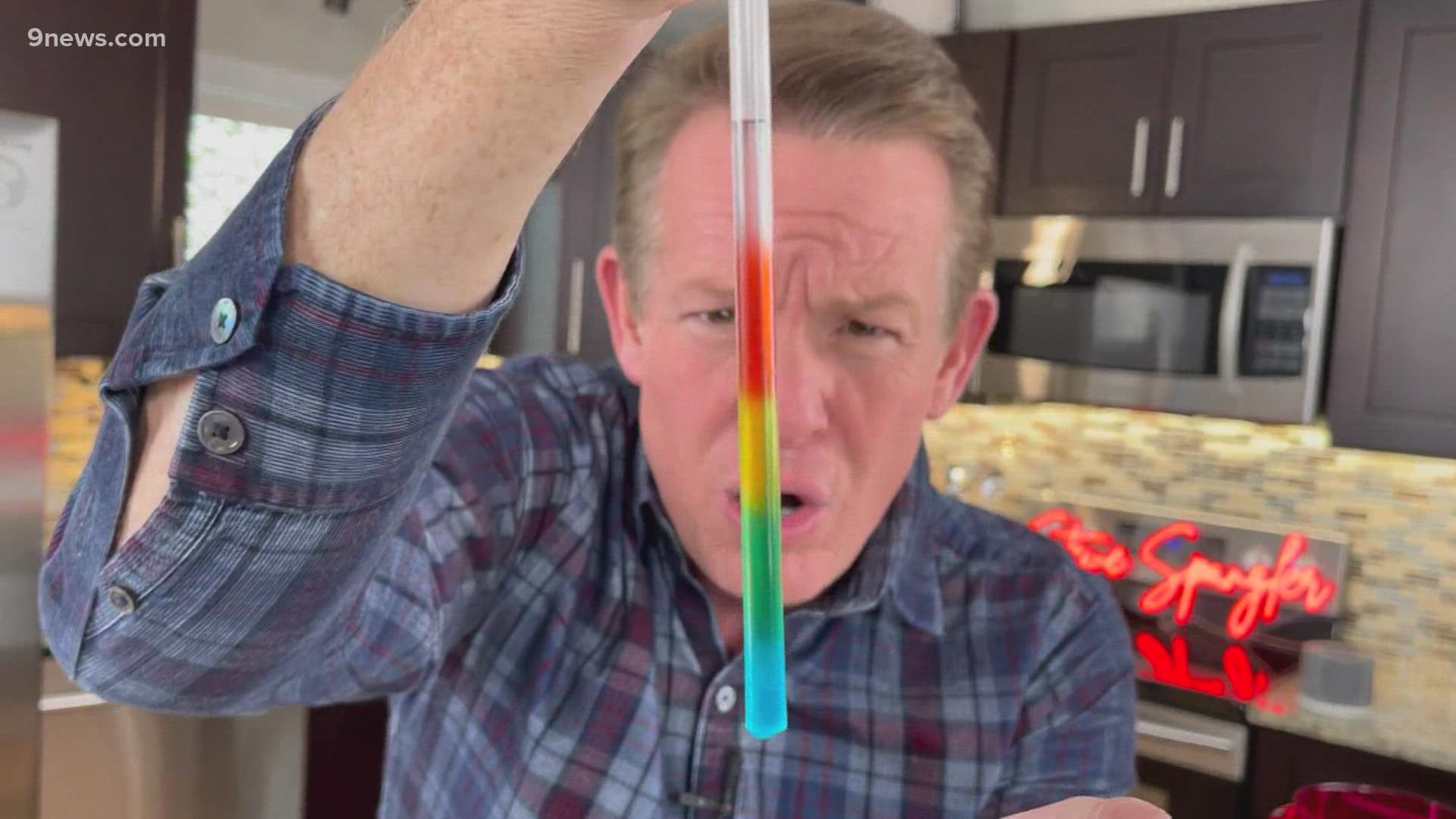 Science Guy Steve Spangler explains how you can layer liquids in this easy experiment that explores density.