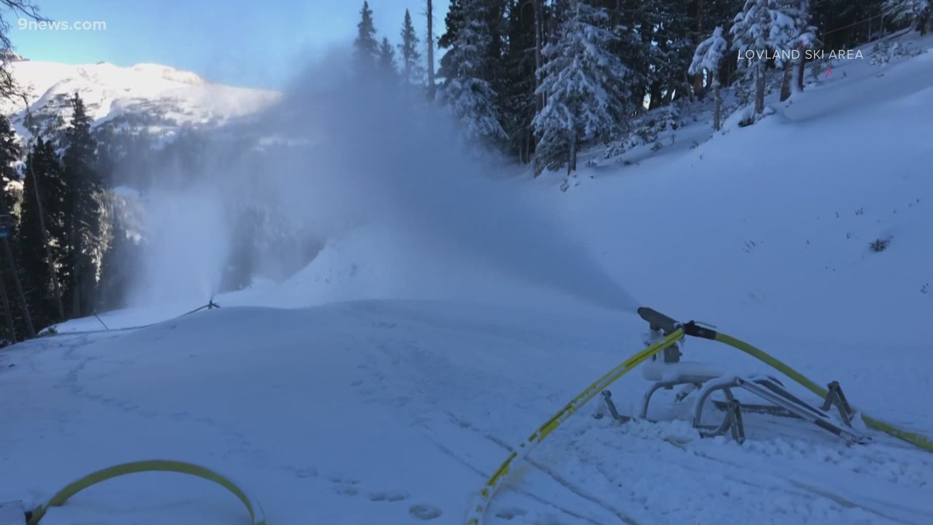 Cold temperatures and a blast of weekend snow have given Loveland Ski Area a kickstart in the snowmaking process.