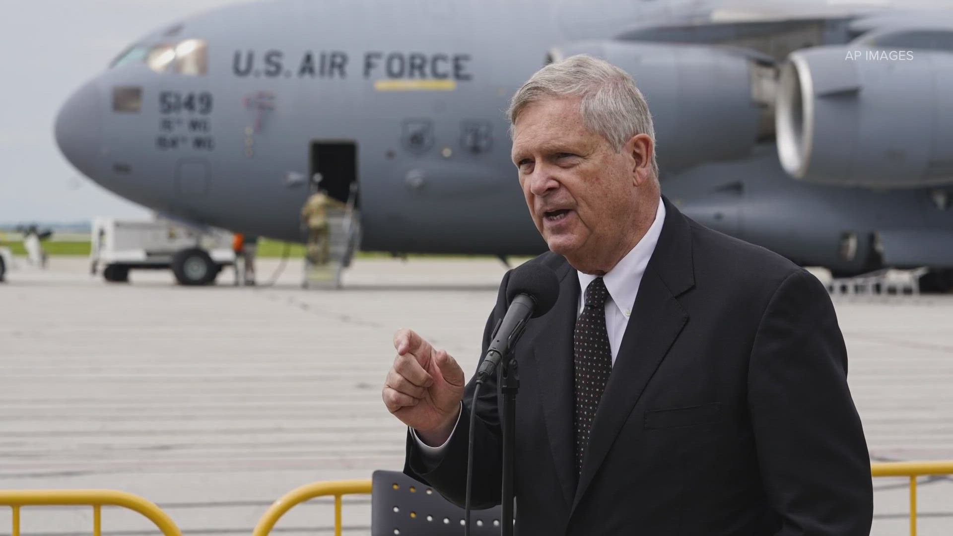 U.S. Agriculture Secretary Tom Vilsack is planning a visit to Colorado.