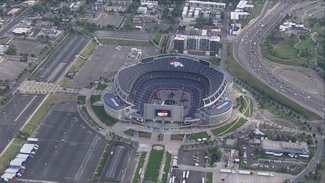 Denver Broncos  Parking & Transportation