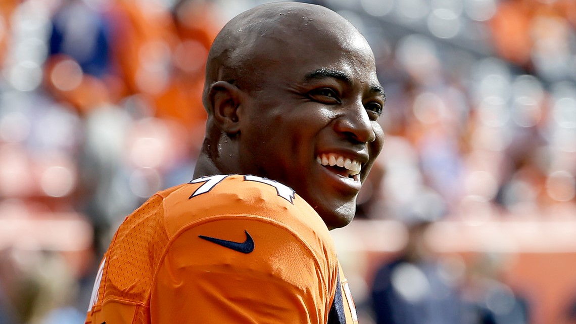 DeMarcus Ware gives us a sneak peek of the Broncos Super Bowl jerseys -  Mile High Sports