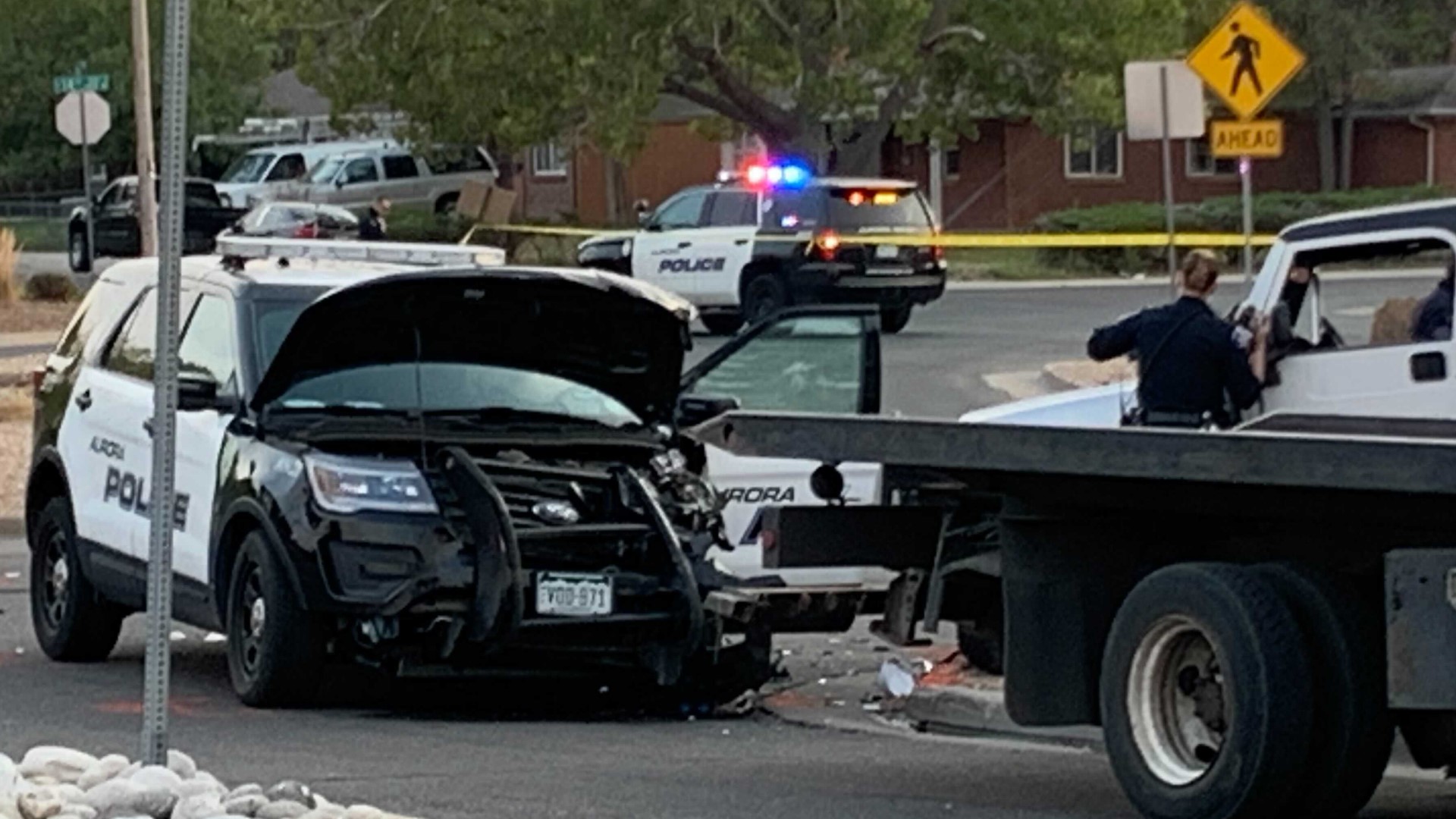 2 Aurora Police officers injured in crash | 9news.com
