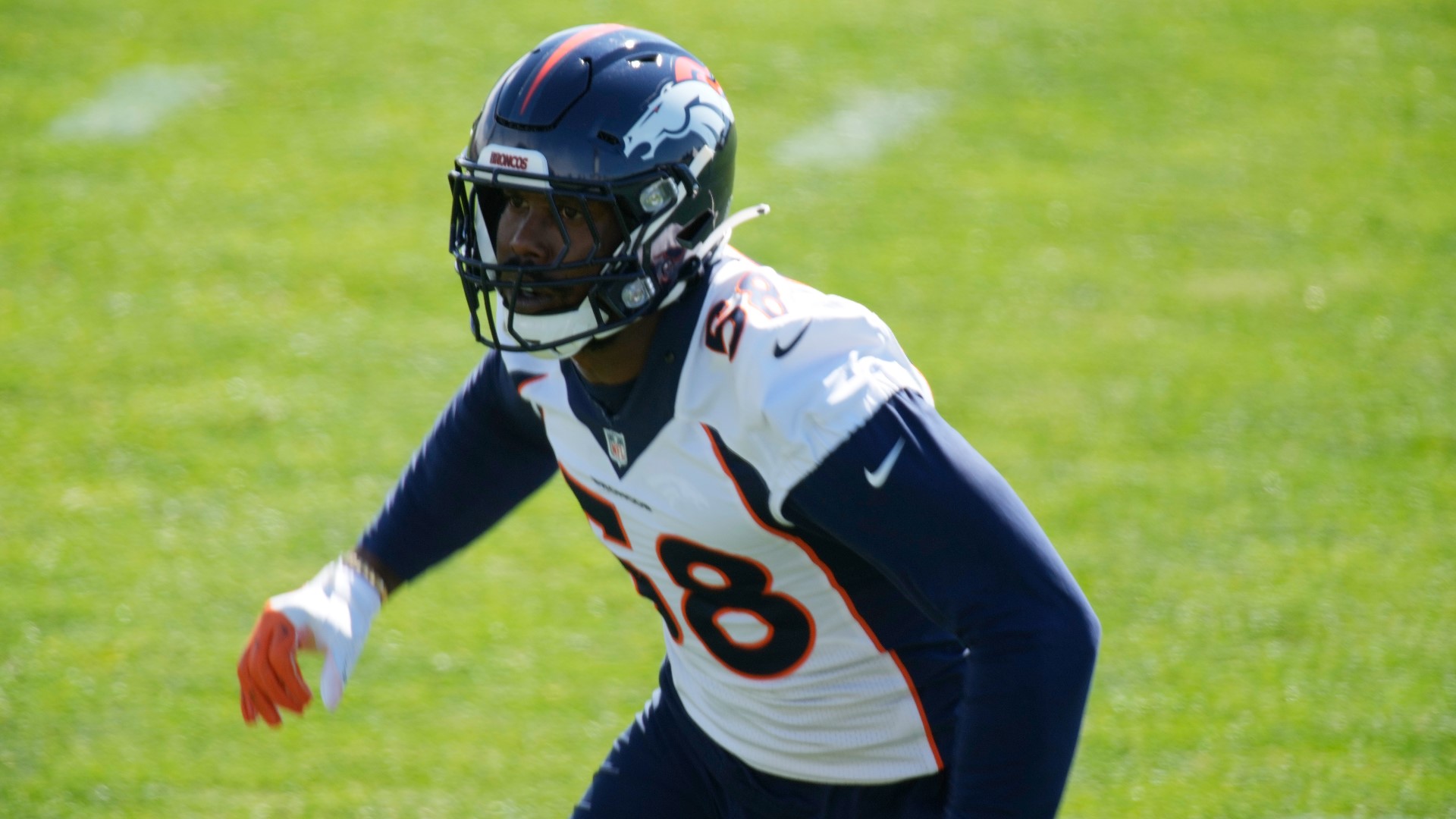 Denver Broncos trade Von Miller to LA Rams | 9news.com