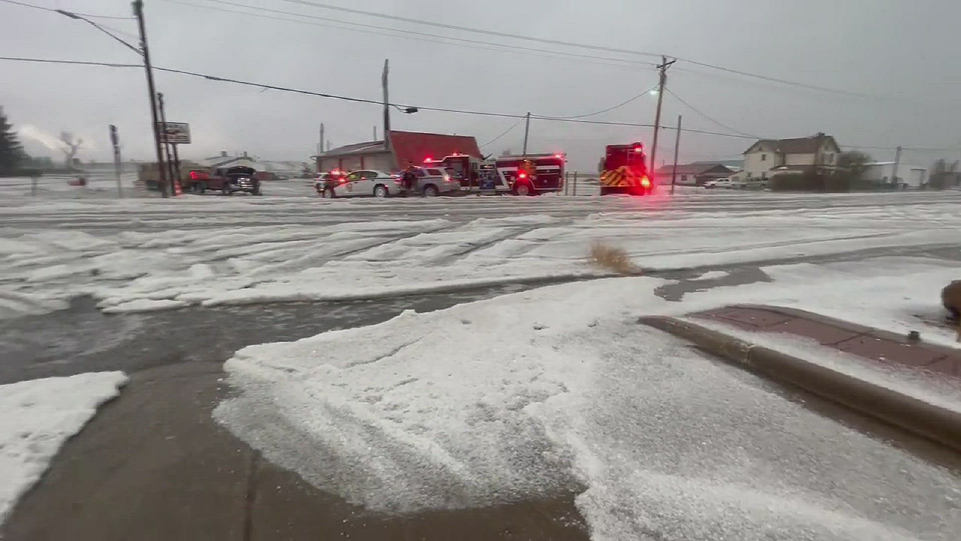 Kelly Reinke took this video of cars taking shelter at a gas station on Wednesday as severe weather rolled through the state.