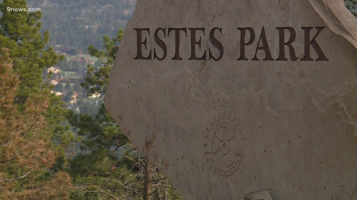 Estes Park elk attack: 4-year-old boy stomped near playground - Vimarsana News