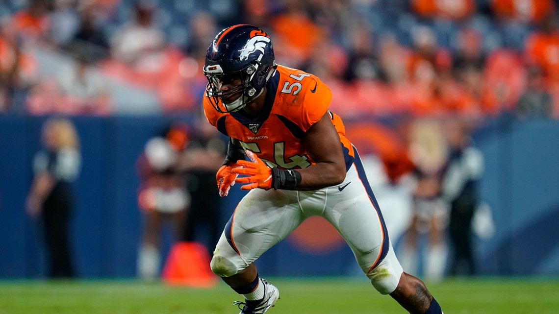 Albert Okwuegbunam, Demar Dotson leave #DENvsATL after injuries